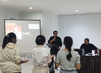 Pemimpin Umum NARWASTU Bekali Kaum Muda di Acara Retreat GPIB Harapan Indah