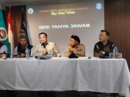 Steven Jansen Gelar Seminar Aspek Perlindungan Hukum Bagi Para Hamba Tuhan di Tangerang Selatan Bersama GAMKI dan PGLII