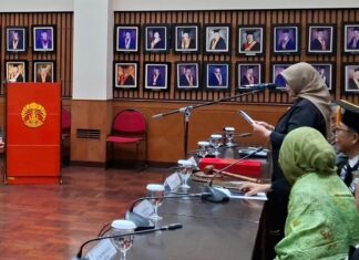 Sekretaris Umum PGI Raih Gelar Doktor dari FISIP UI